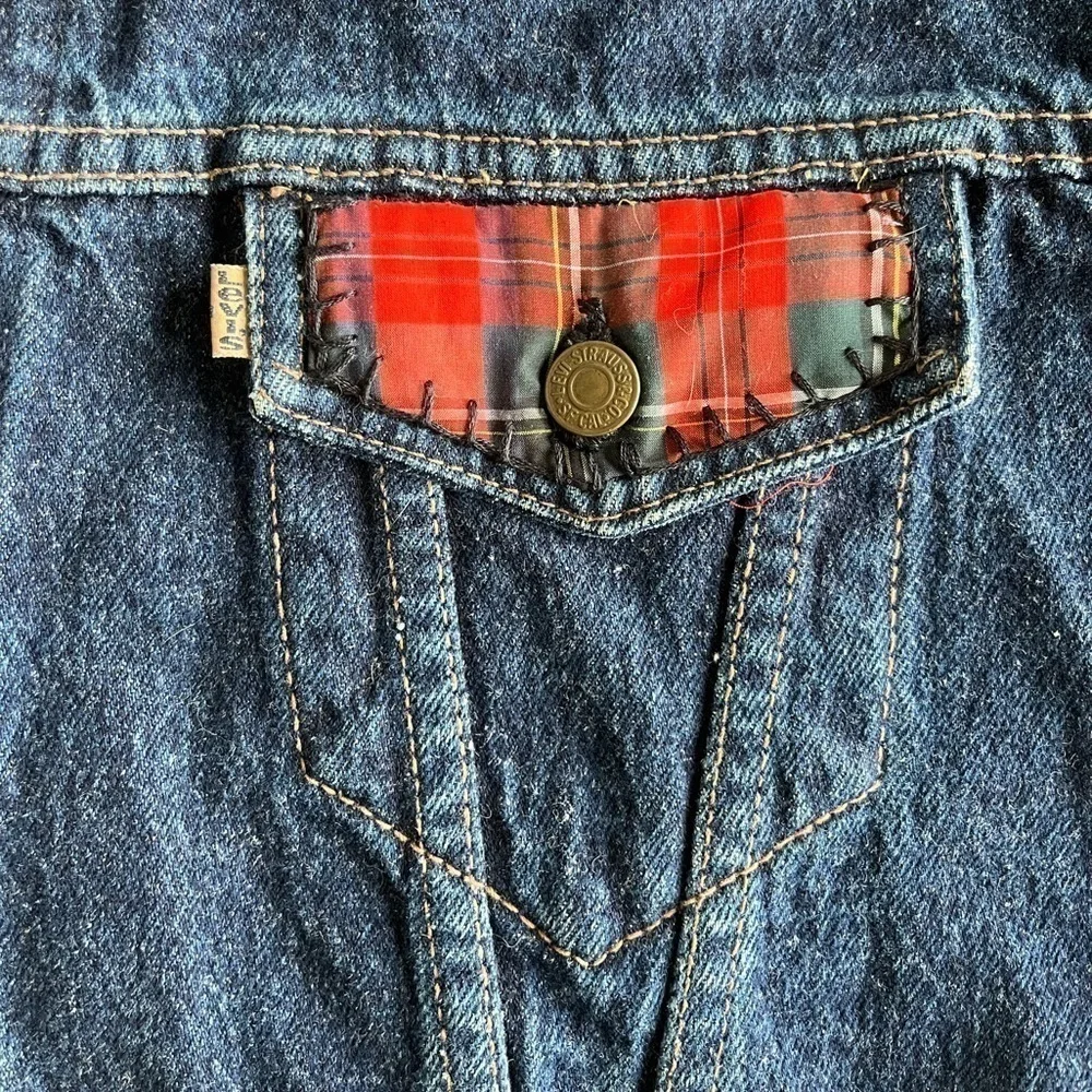 Vintage Levi's Fur Collar Denim Trucker Jacket Women's Size M USA - Picture 7 of 10